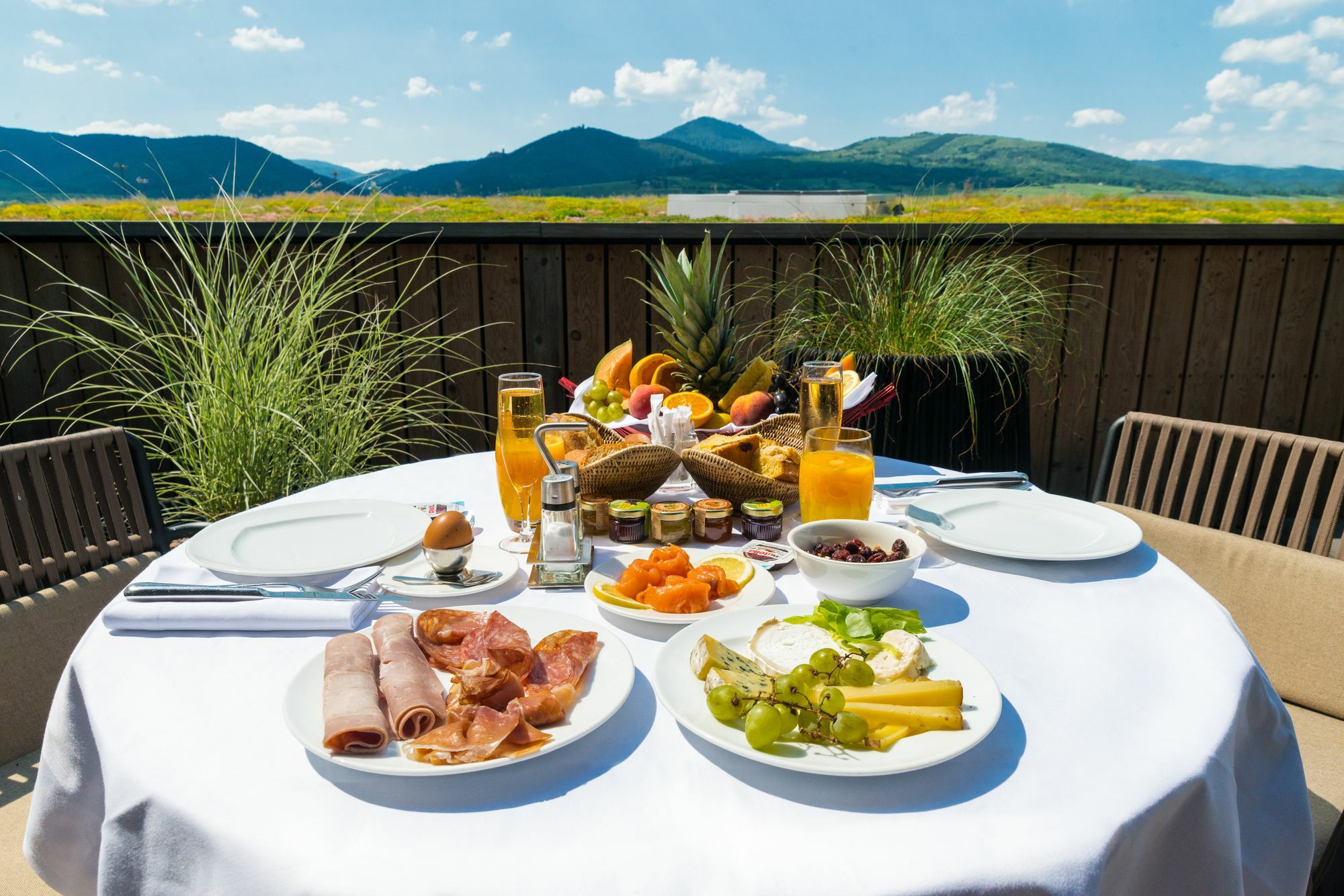 Hotel Barriere Ribeauville Luaran gambar